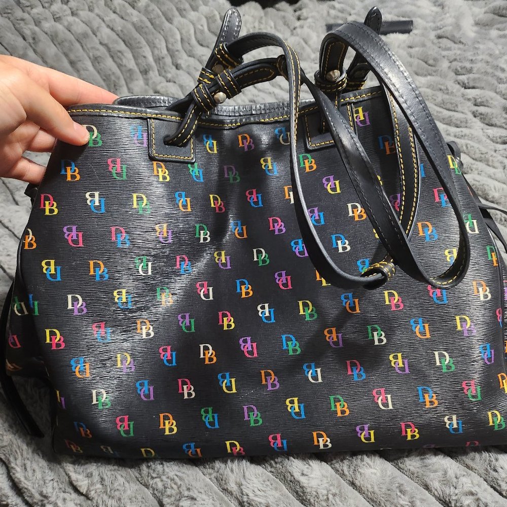 Vintage dooney and bourke bag